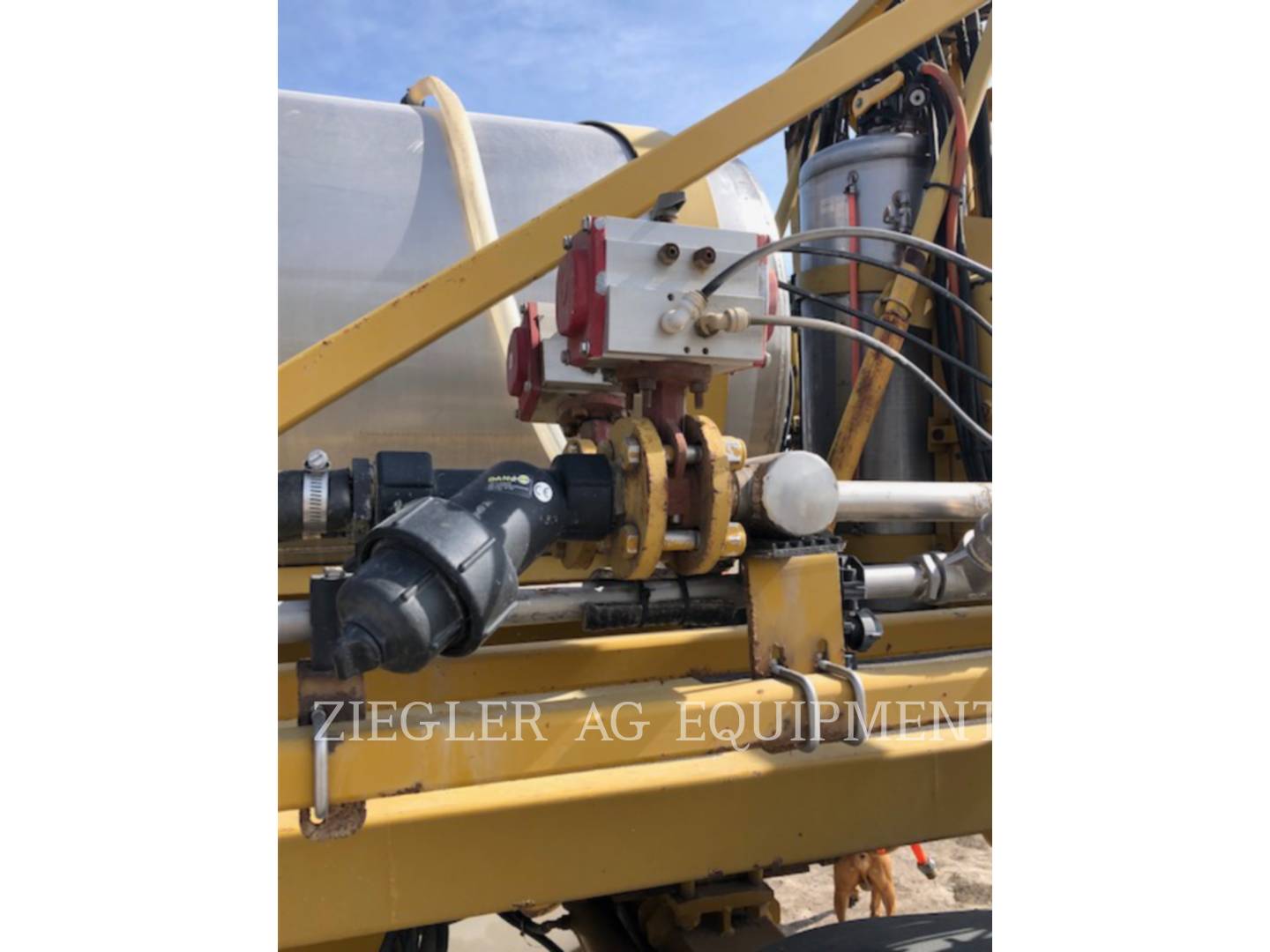 1997 Ag-Chem 854 Sprayer