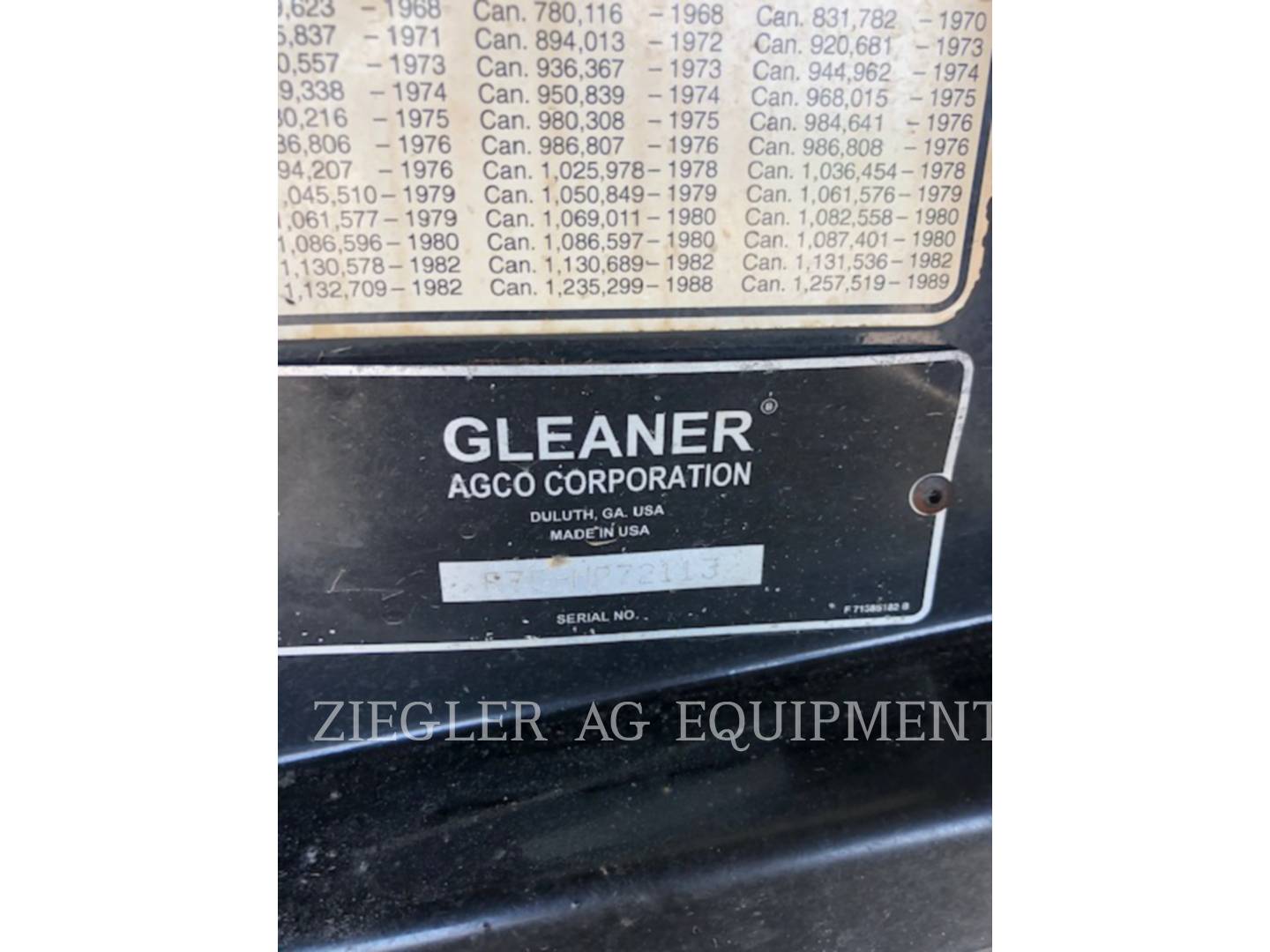 2005 Gleaner R75 Combine