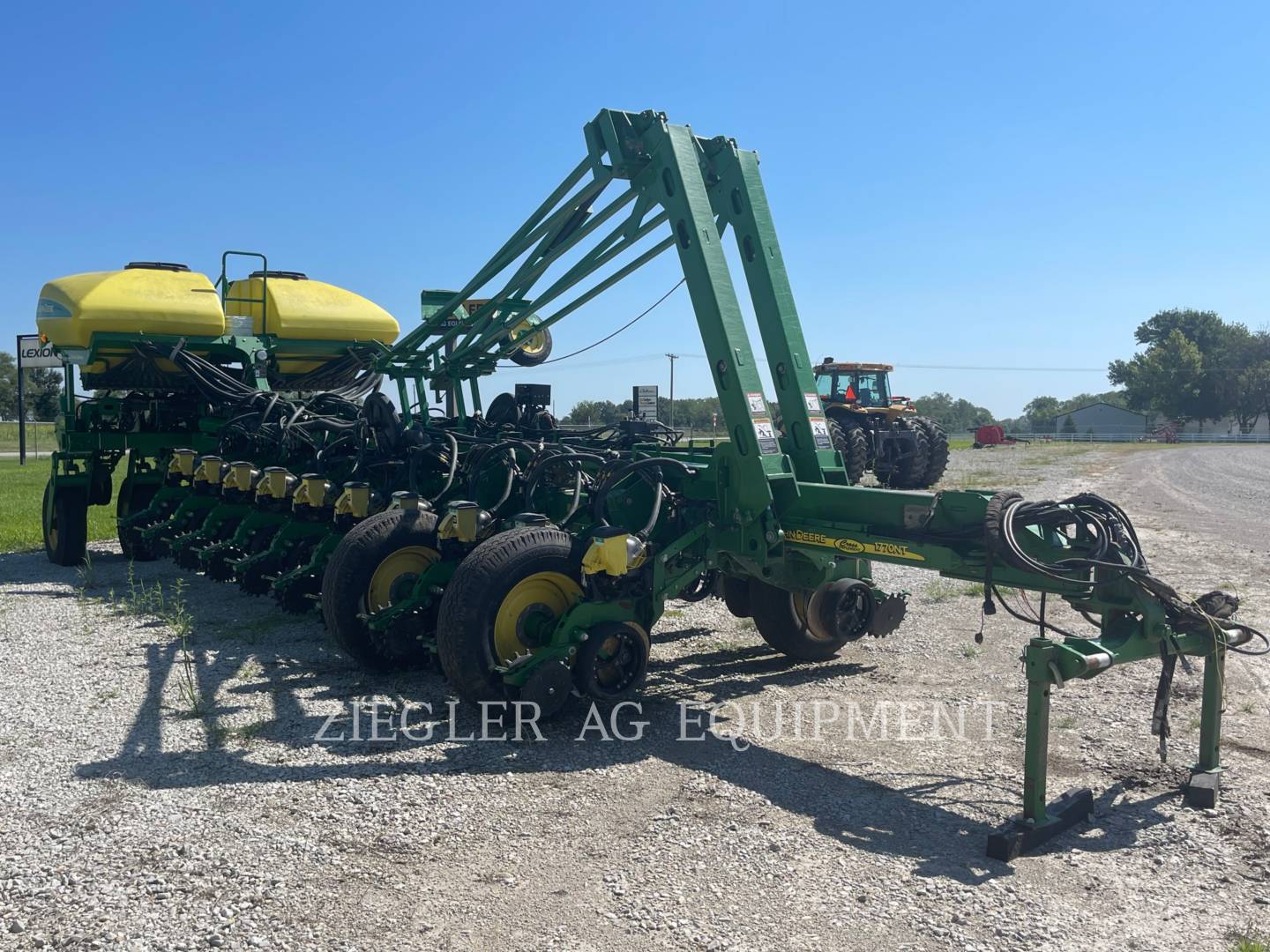 2011 John Deere 1770NT Planter