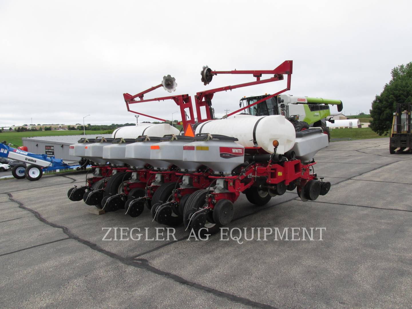 2009 AGCO White 8222-30 Planter