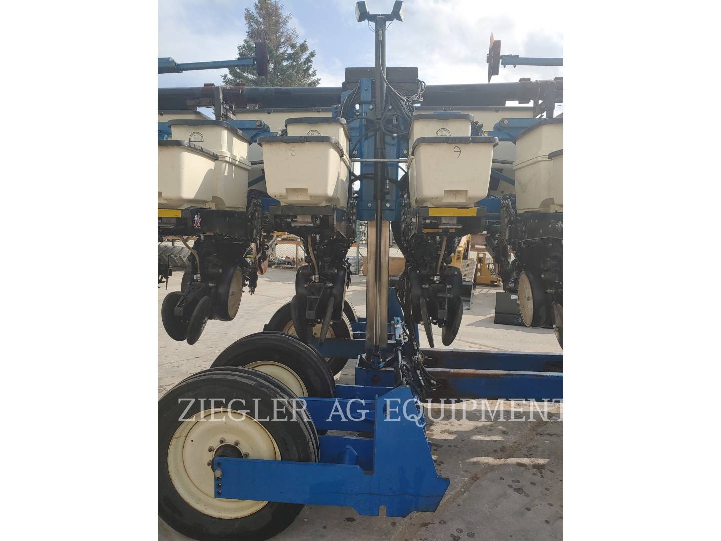 2009 Kinze 3600 Planter