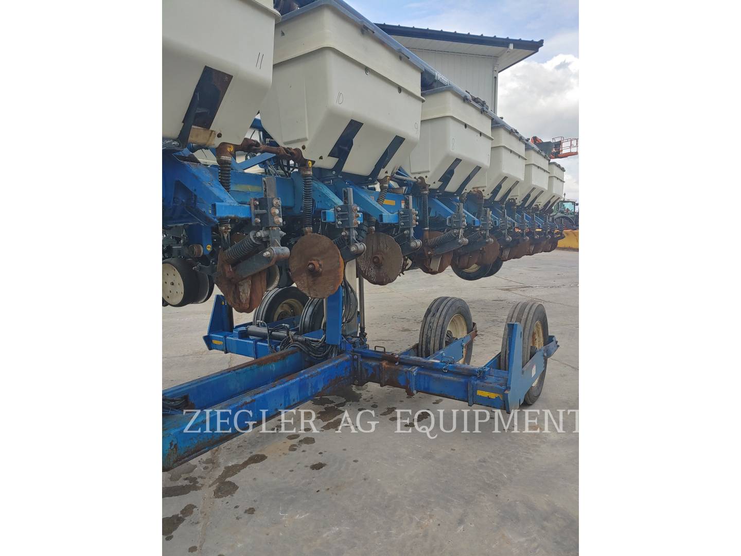 2009 Kinze 3600 Planter