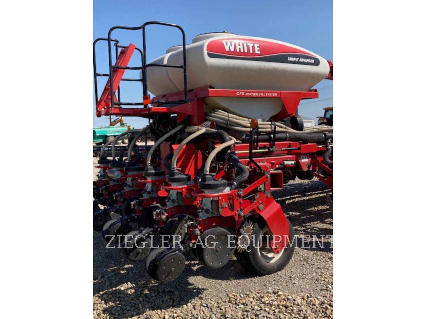 2008 AGCO White 8524 Planter