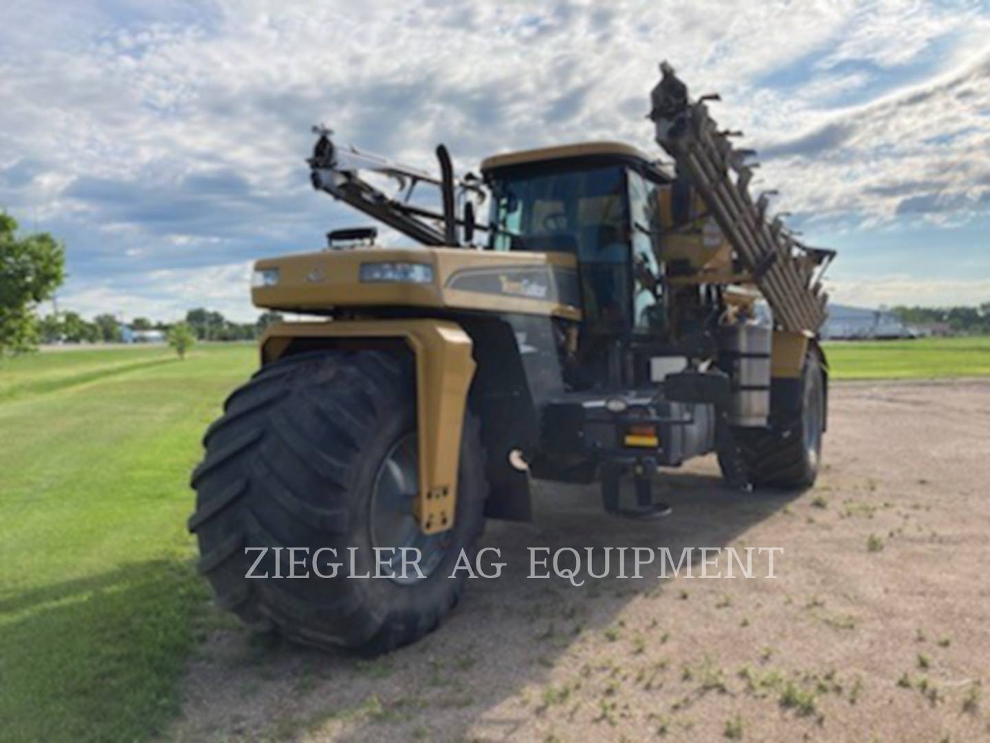 2012 Ag-Chem TG9300 Floater