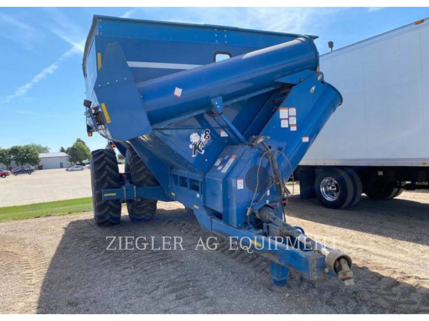 2004 Kinze 1050 GRAIN CART Misc