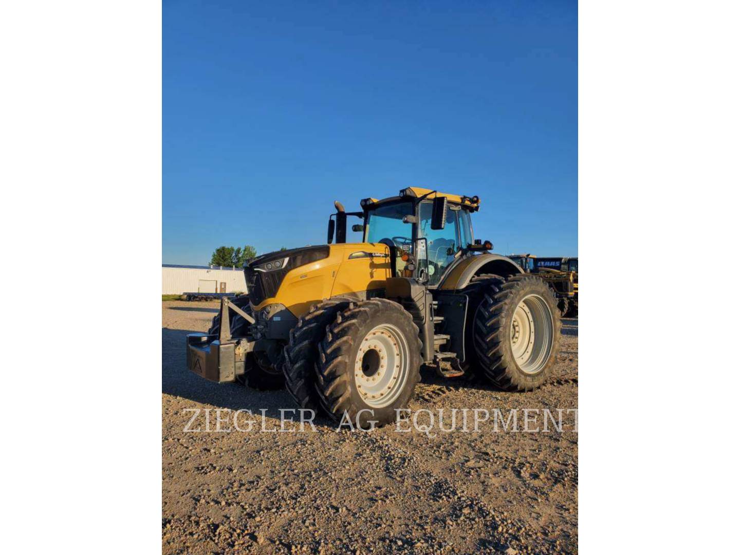 2018 Challenger CH1042 Tractor