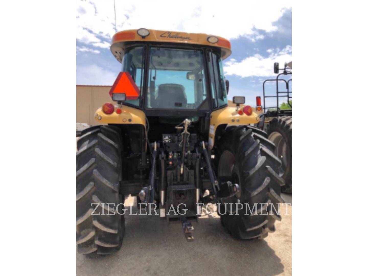 2008 Challenger MT525B Tractor