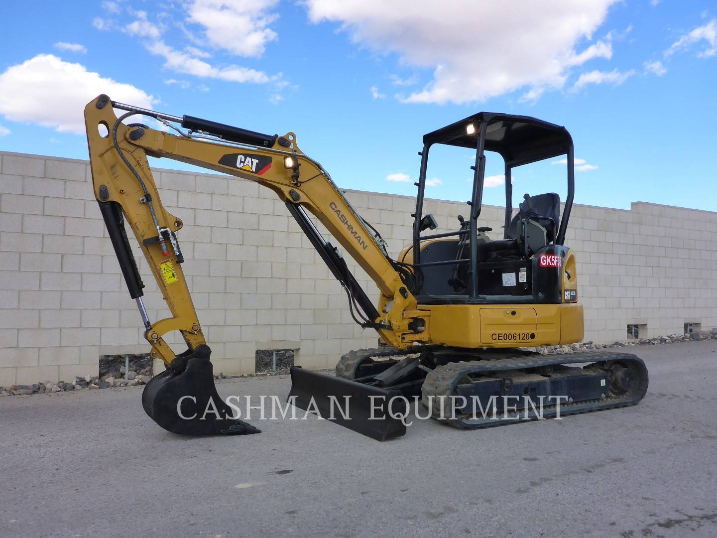 2015 Caterpillar 303.5E2CR Excavator