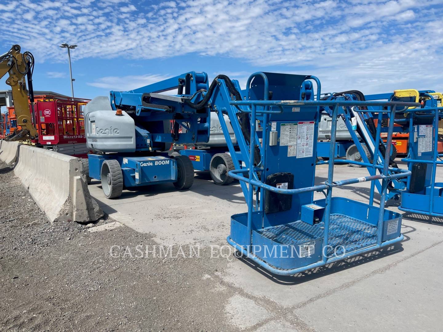 2013 Genie Z40/23N Lift Truck