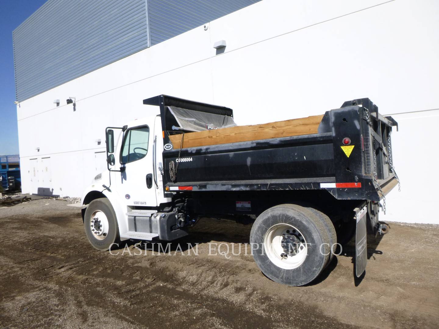 2017 Freightliner 5 YARD Truck