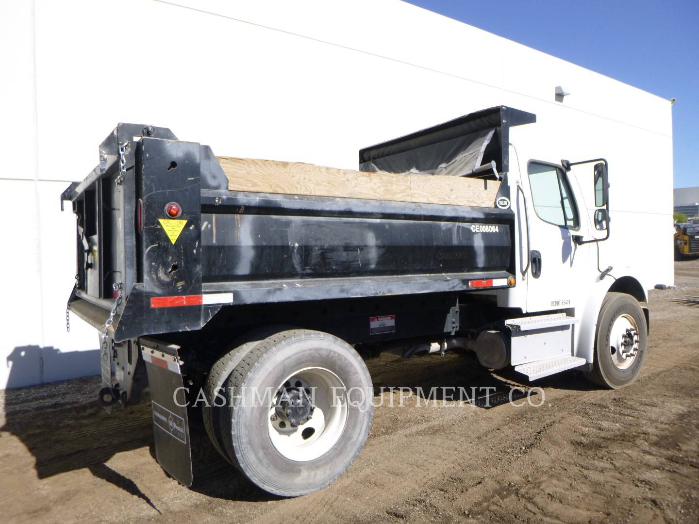 2017 Freightliner 5 YARD Truck