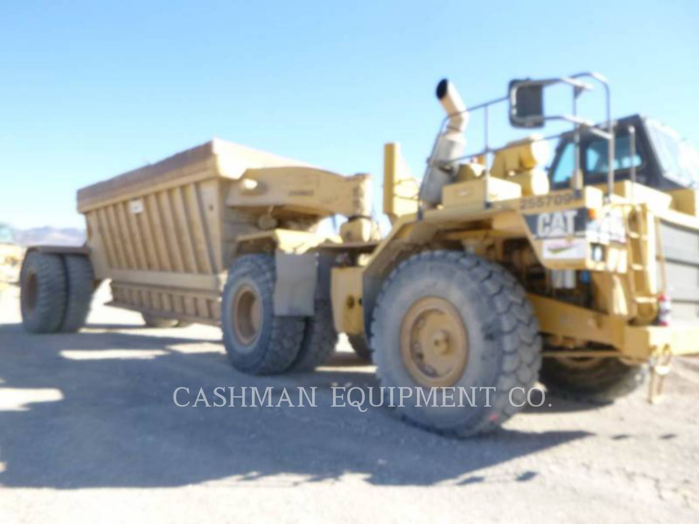 1996 Caterpillar 773D Truck