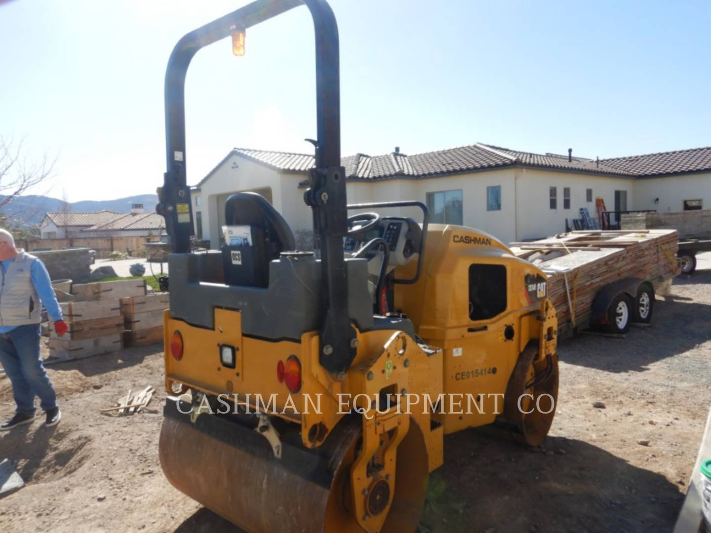 2018 Caterpillar CB34B Vibratory Double