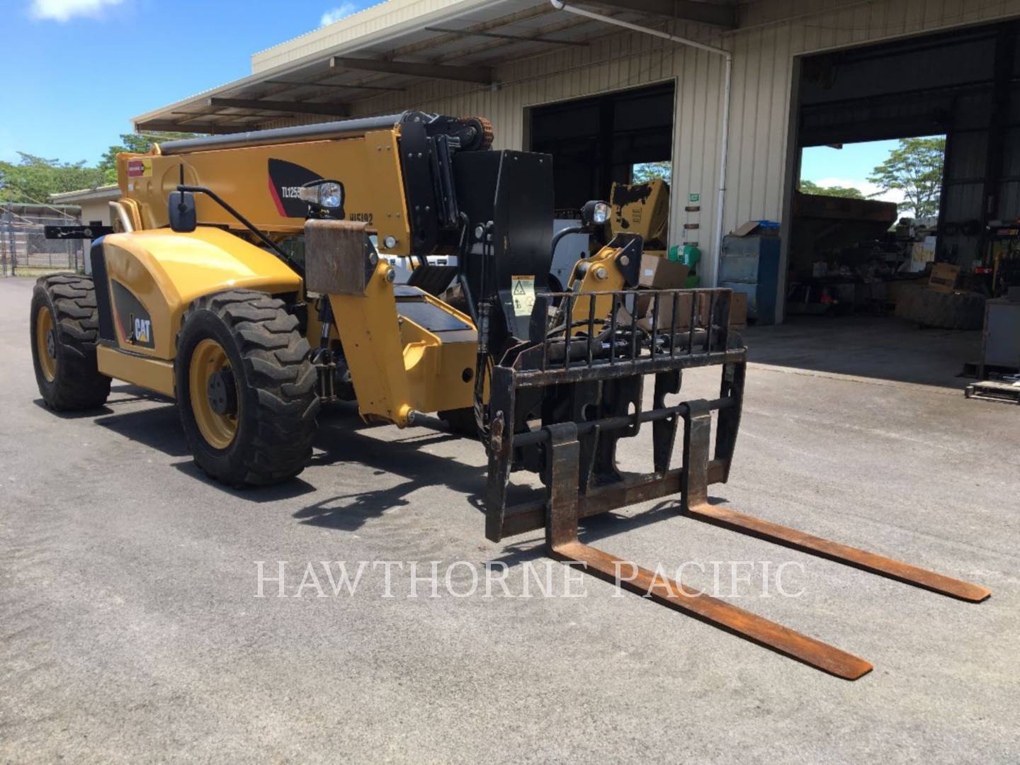 2016 Caterpillar TL1255D TeleHandler