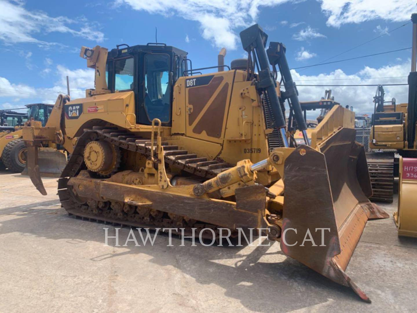 2015 Caterpillar D8T Dozer