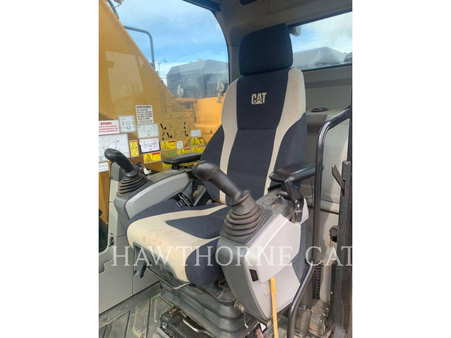 2016 Caterpillar 335F CR Excavator