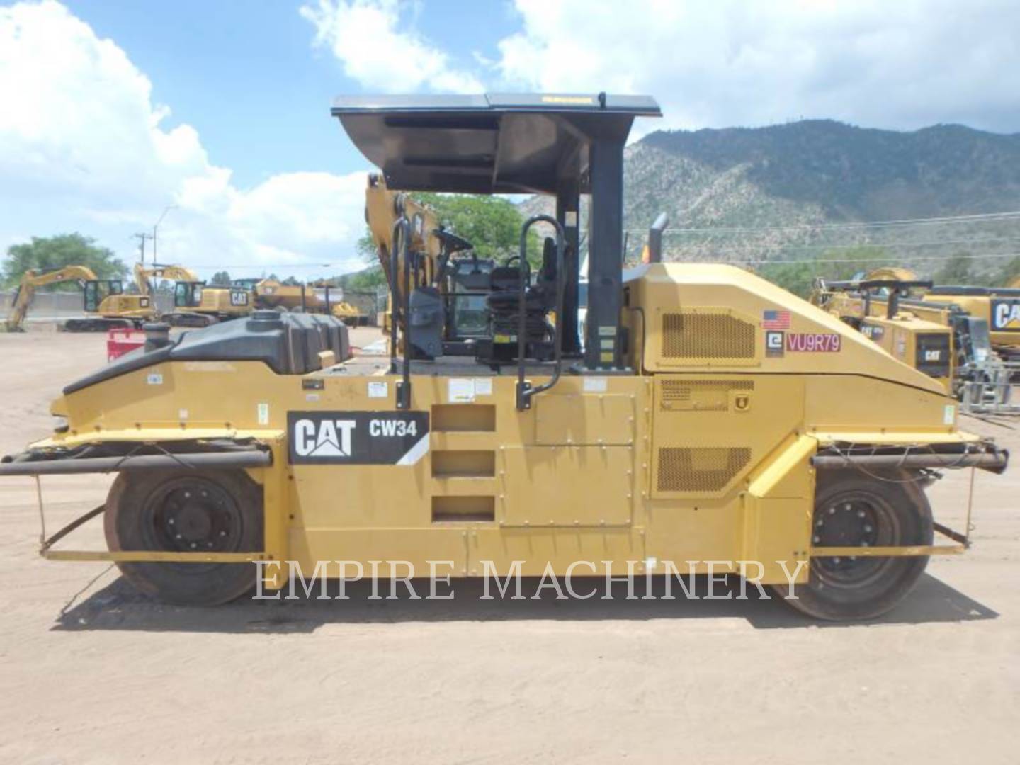 2013 Caterpillar CW34 Compactor