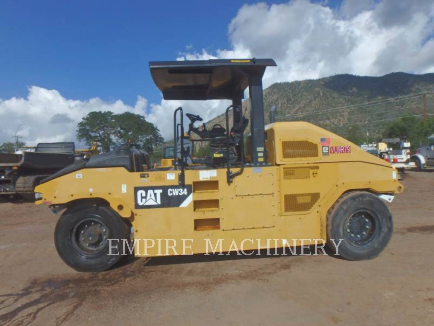 2013 Caterpillar CW34 Compactor