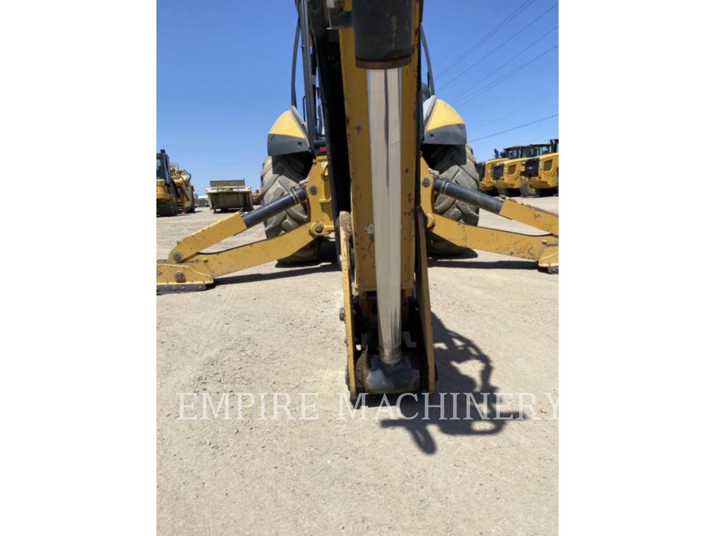 2016 Caterpillar 450F 4EOM Tractor Loader Backhoe