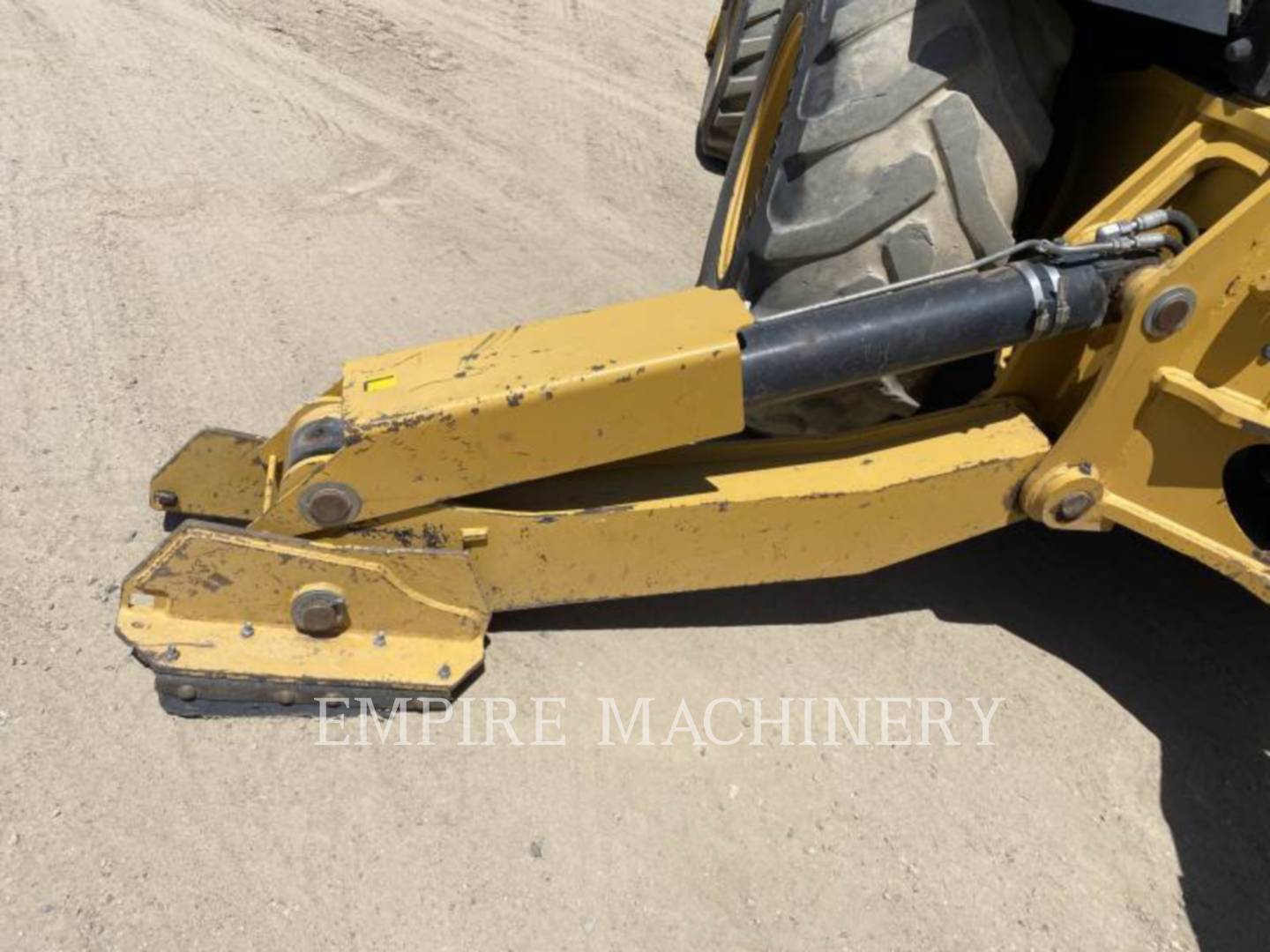 2016 Caterpillar 450F 4EOM Tractor Loader Backhoe