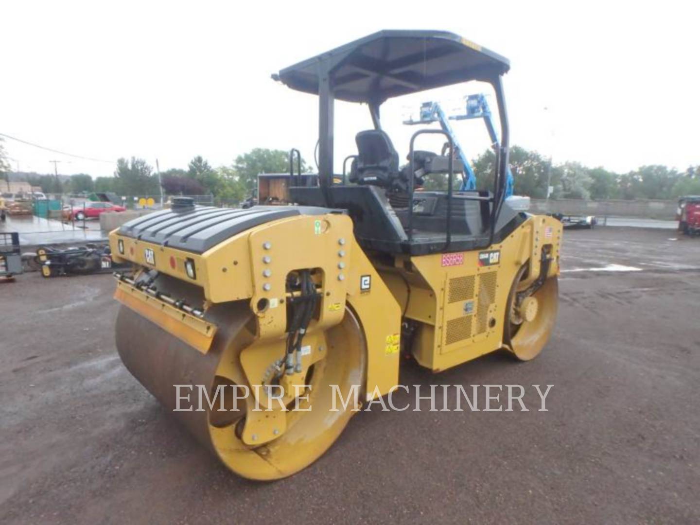 2016 Caterpillar CB54B Vibratory Double