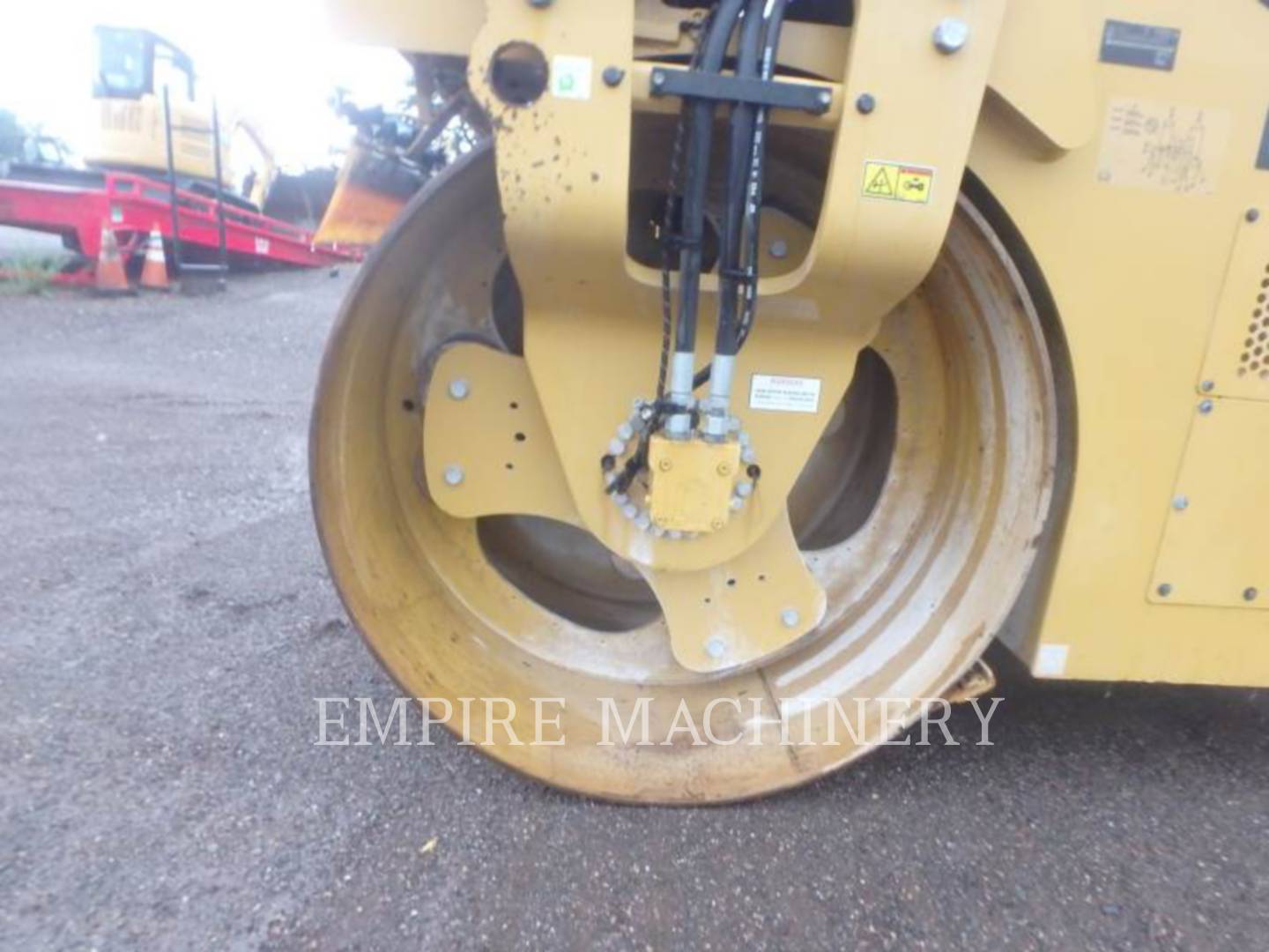 2016 Caterpillar CB54B Vibratory Double