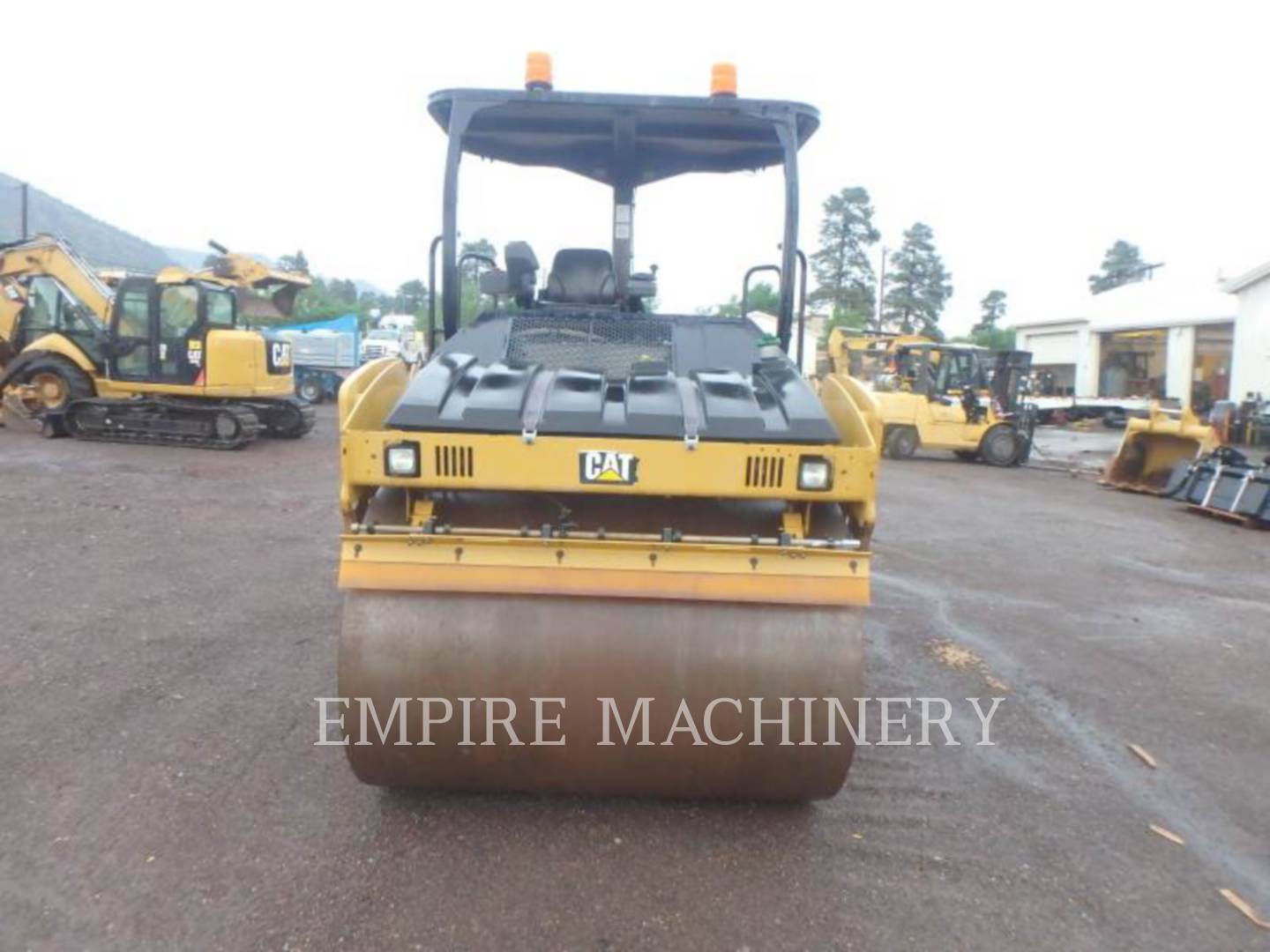 2016 Caterpillar CB54B Vibratory Double