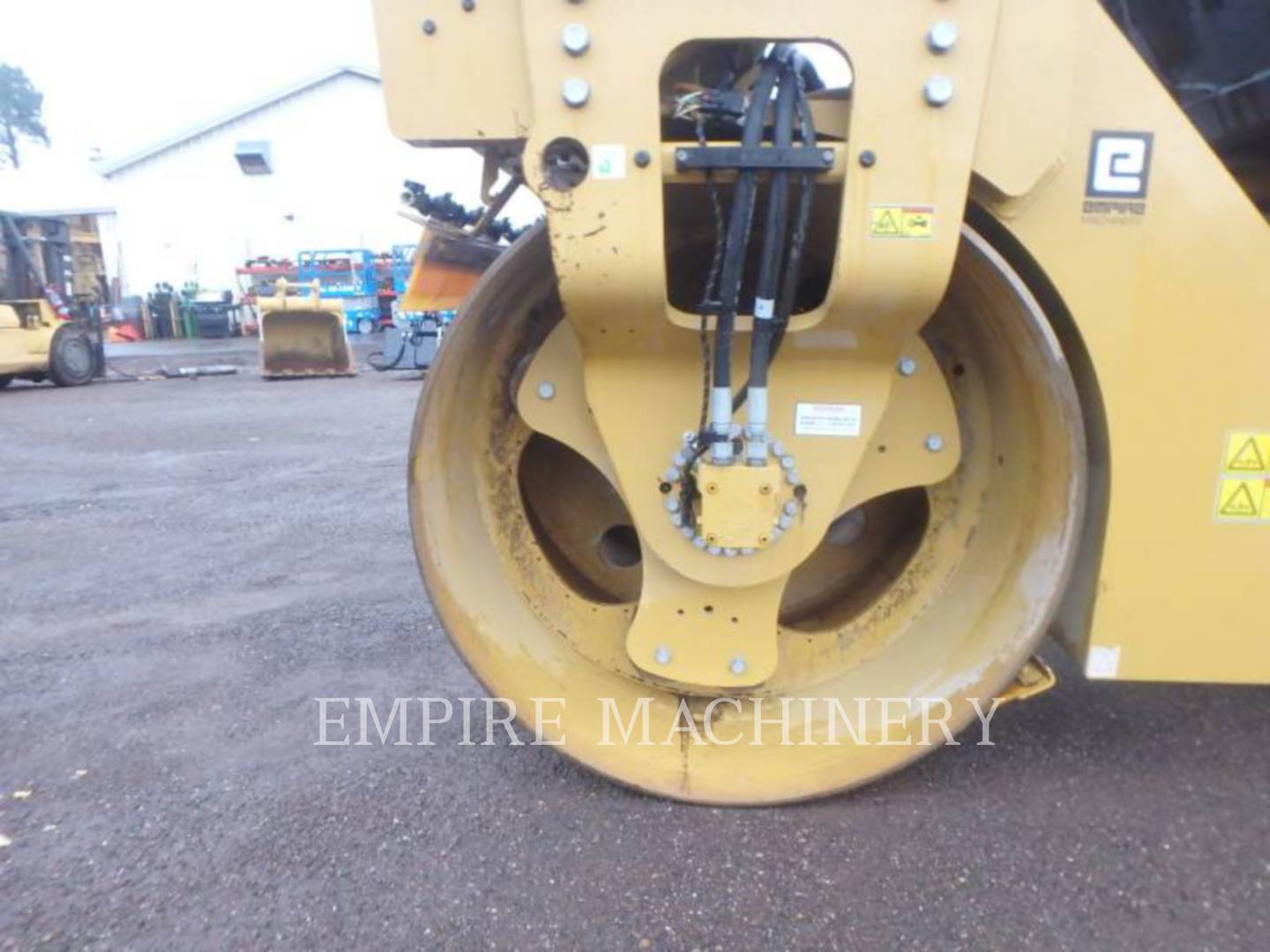 2016 Caterpillar CB54B Vibratory Double