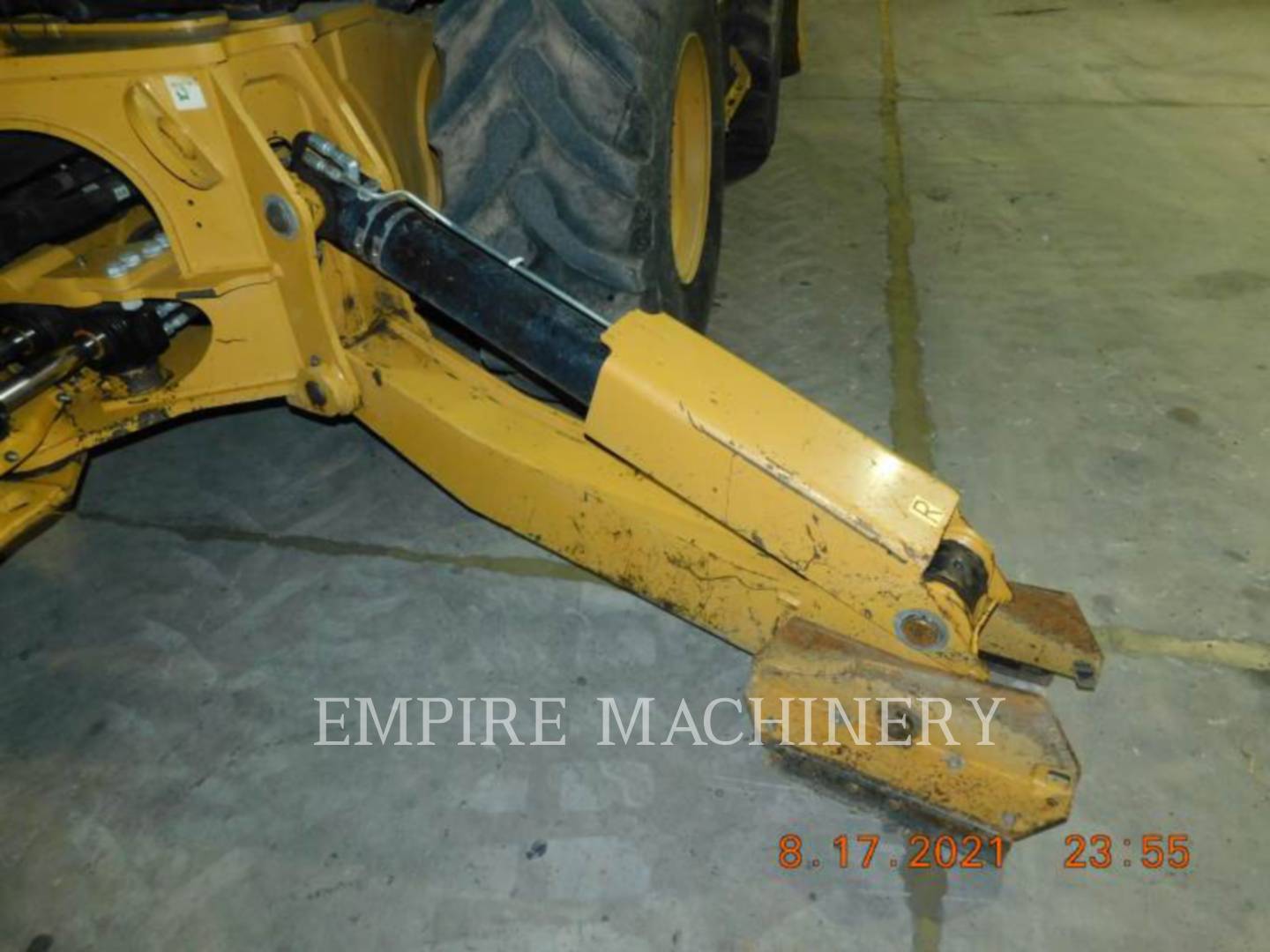 2017 Caterpillar 450F 4EOM Tractor Loader Backhoe