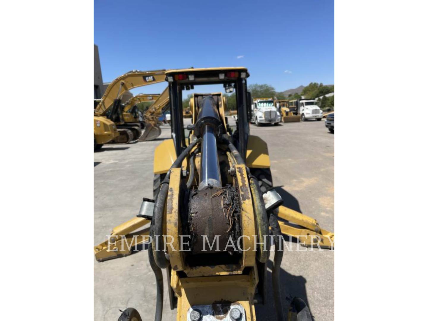 2015 Caterpillar 420F2 4EO Tractor Loader Backhoe