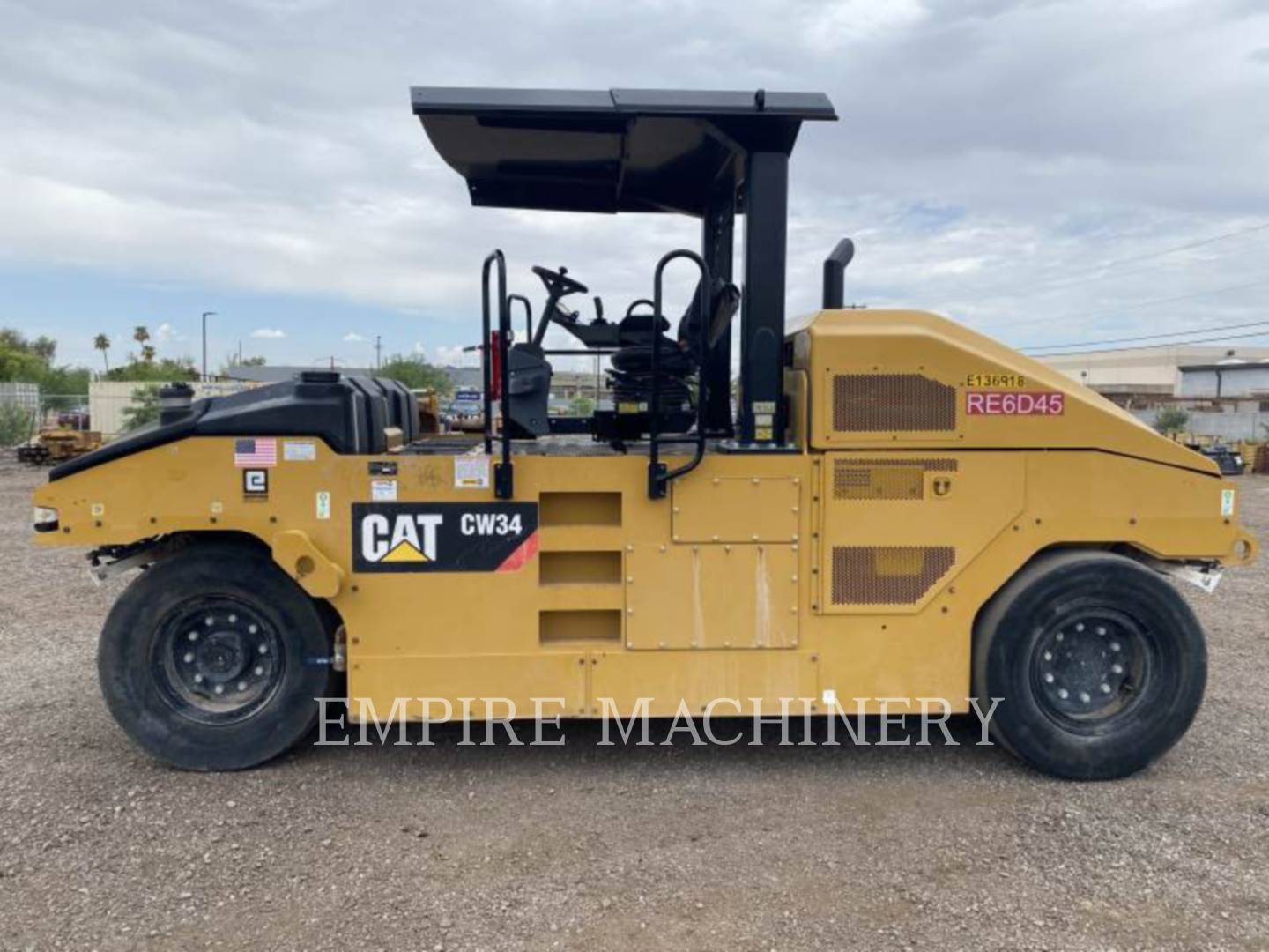 2017 Caterpillar CW34 Compactor