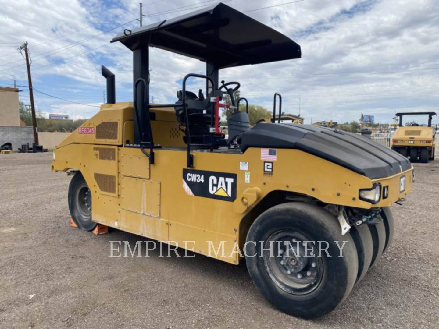 2017 Caterpillar CW34 Compactor