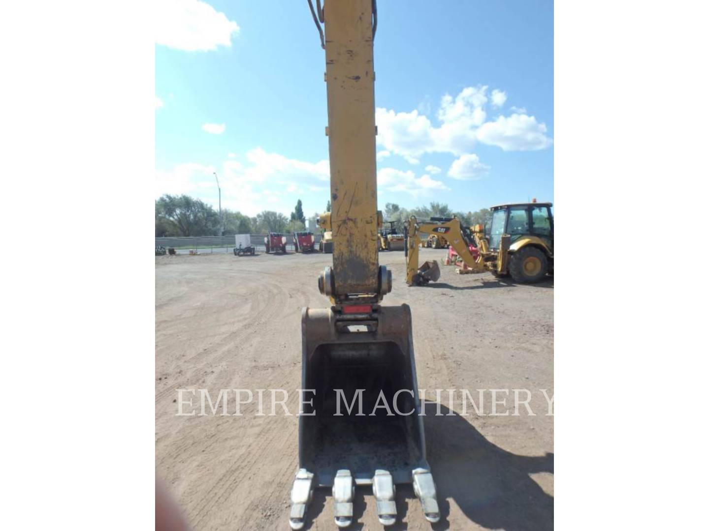 2016 Caterpillar 330FL Excavator