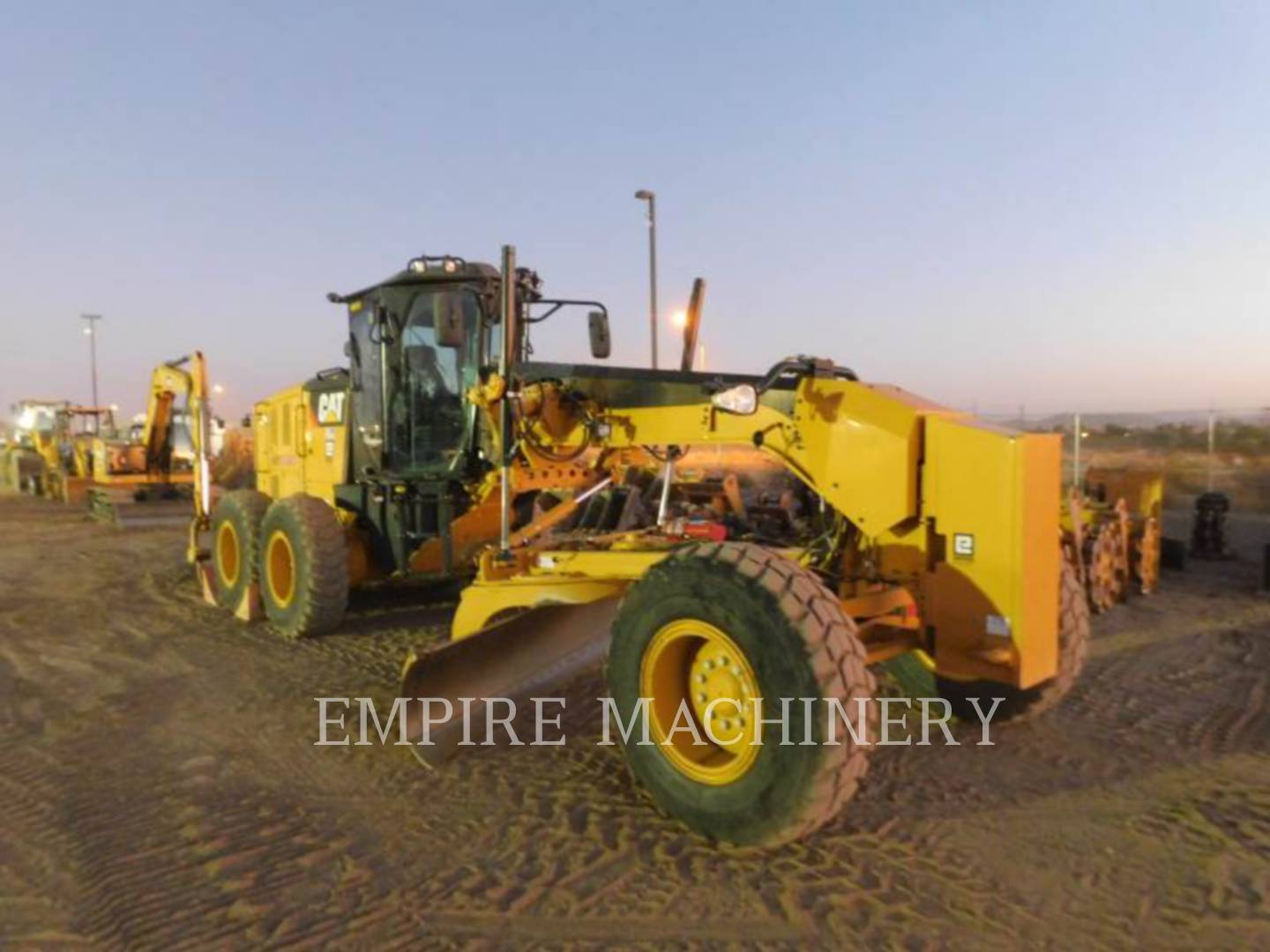 2018 Caterpillar 12M3 Grader - Road