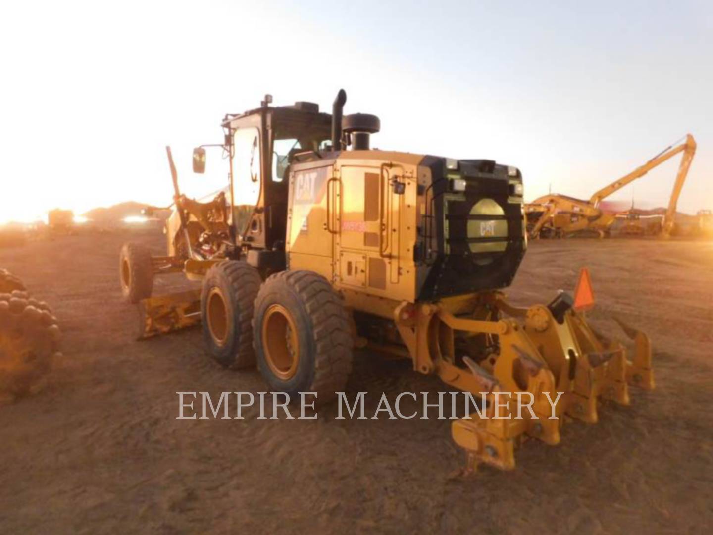 2018 Caterpillar 12M3 Grader - Road