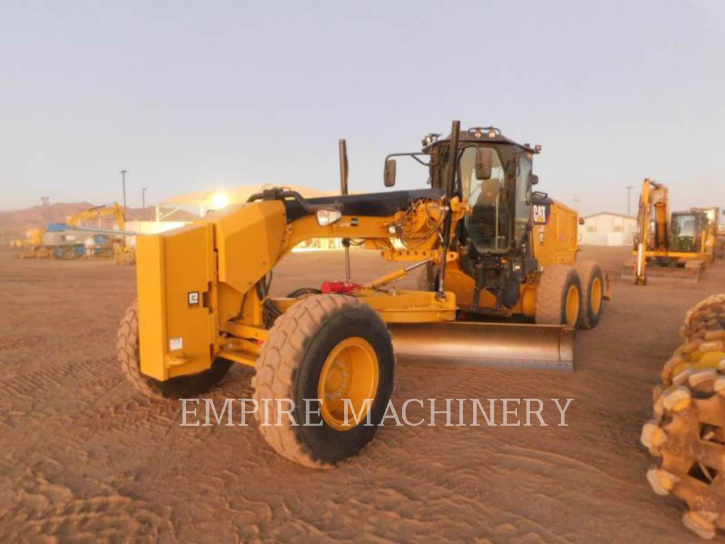 2018 Caterpillar 12M3 Grader - Road