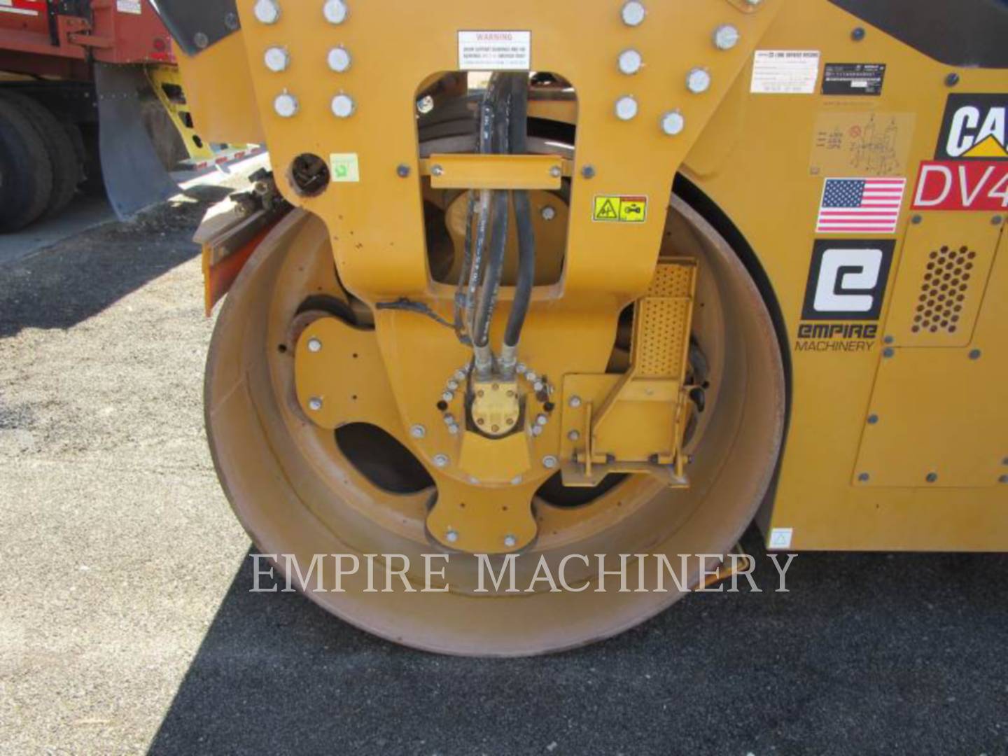 2018 Caterpillar CB66B Vibratory Double