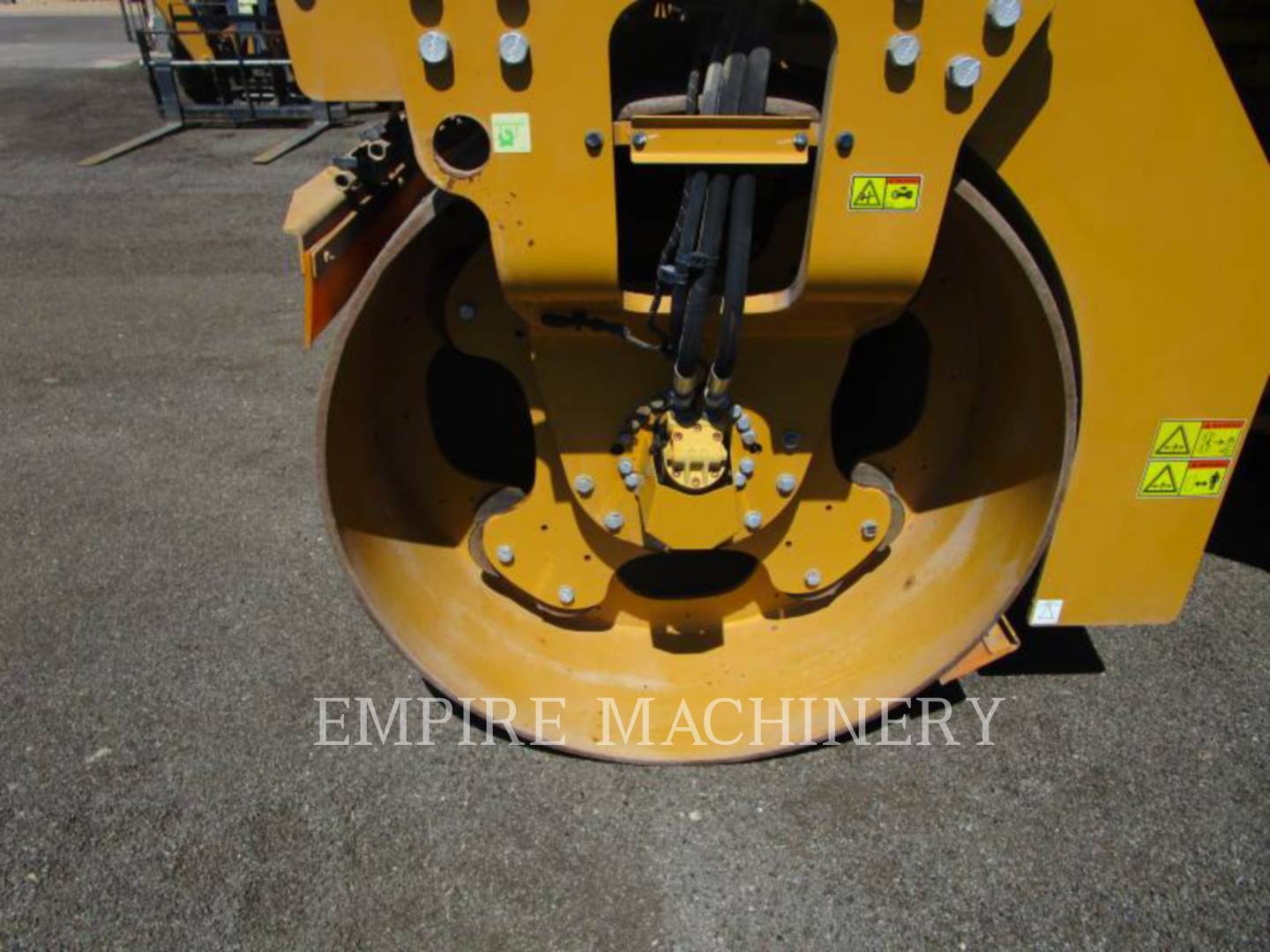 2018 Caterpillar CB66B Vibratory Double