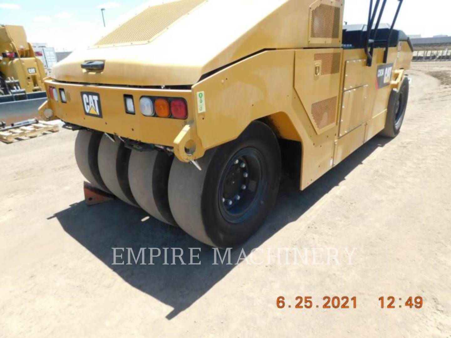 2018 Caterpillar CW34 Compactor