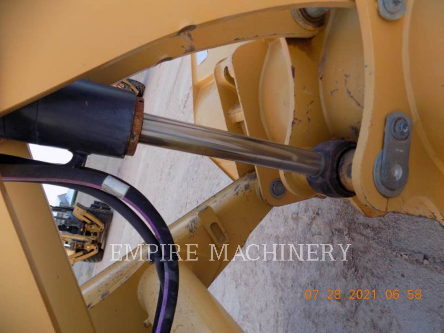 2018 Caterpillar 415F2 4EOP Tractor Loader Backhoe