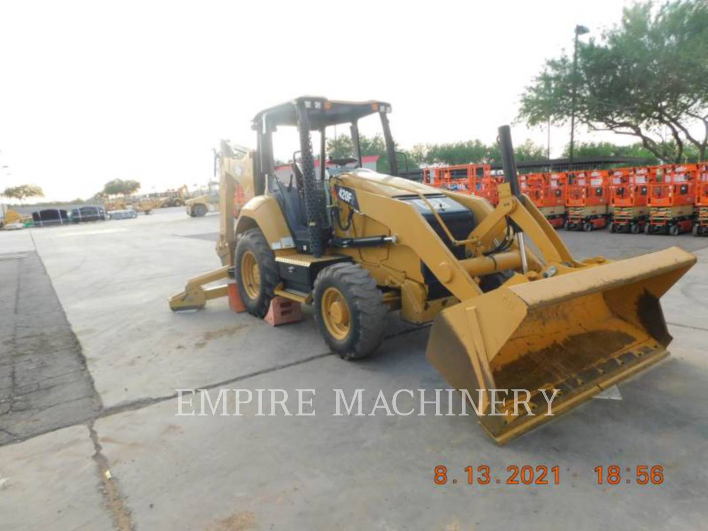 2018 Caterpillar 420F2 HRC Tractor Loader Backhoe