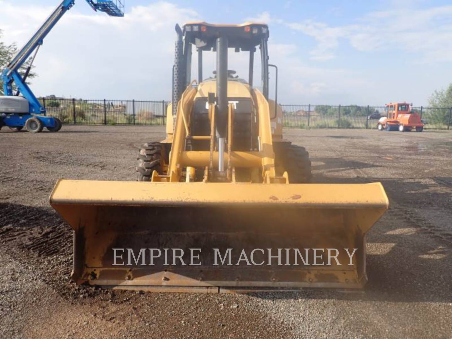 2018 Caterpillar 420F2 4EO Tractor Loader Backhoe