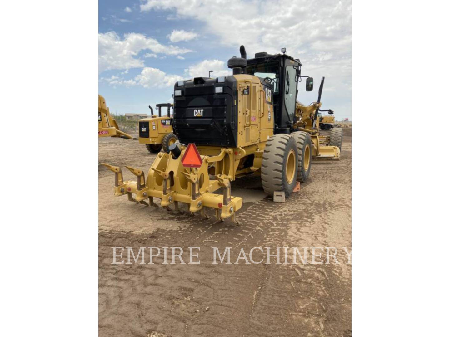 2018 Caterpillar 12M3 Grader - Road