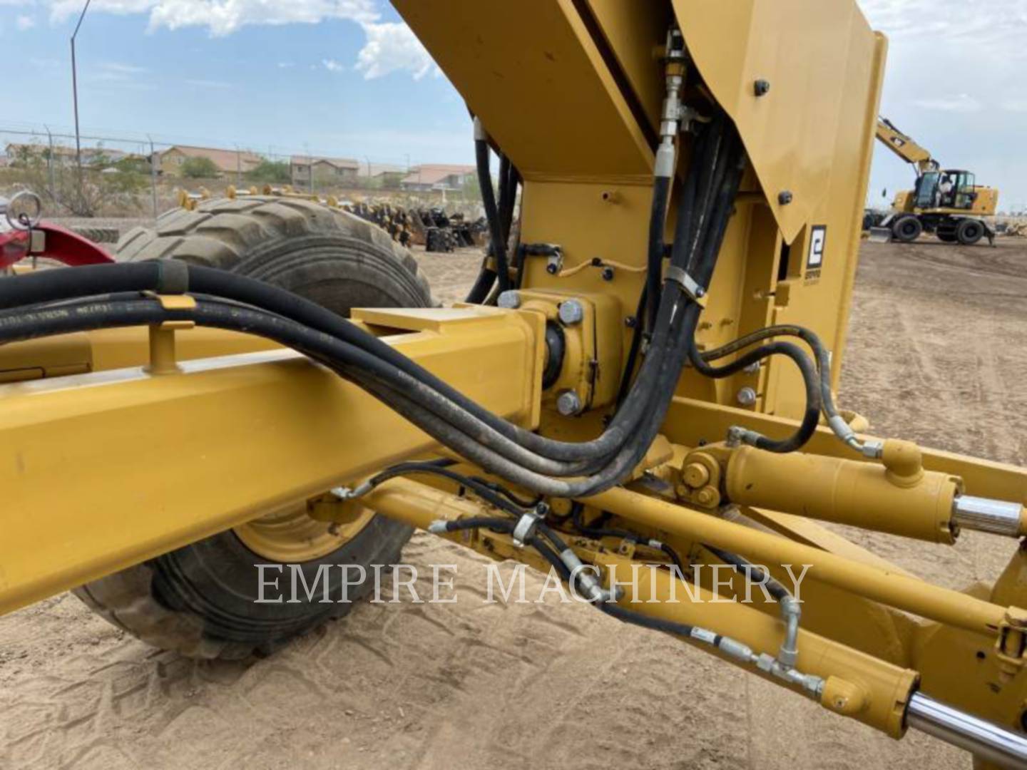 2018 Caterpillar 12M3 Grader - Road