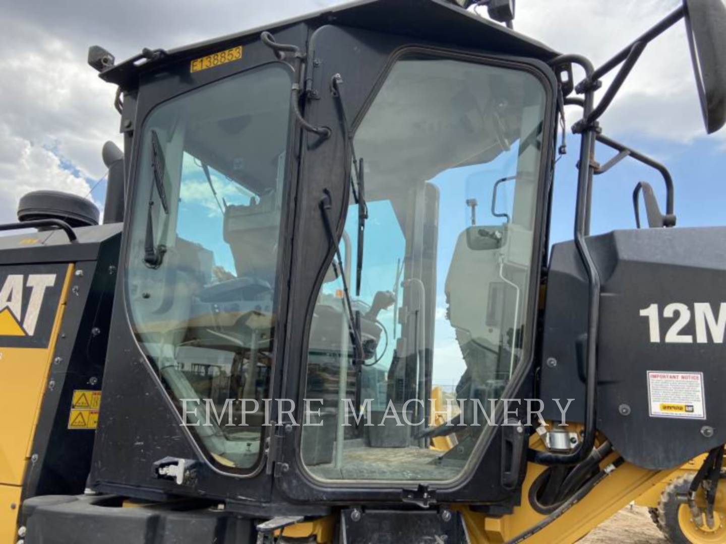 2018 Caterpillar 12M3 Grader - Road