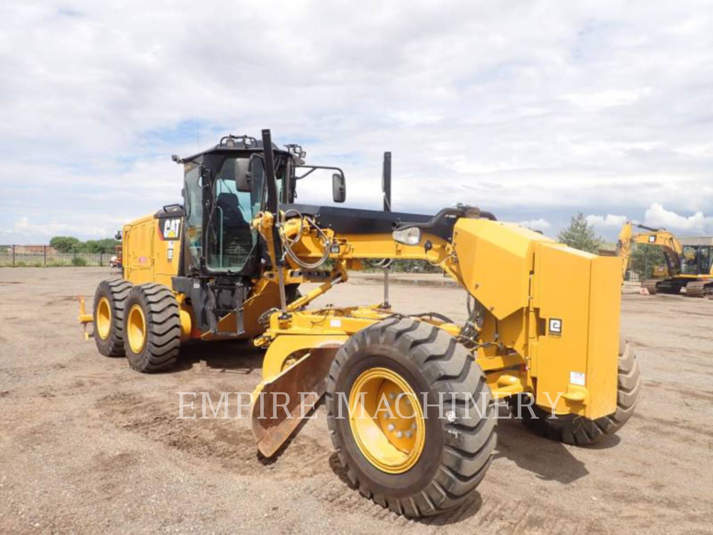 2018 Caterpillar 12M3 Grader - Road