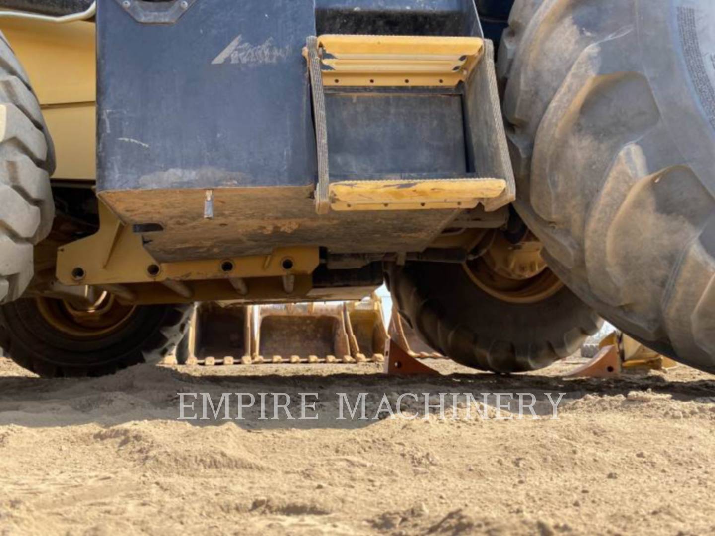 2019 Caterpillar 450-074EOP Tractor Loader Backhoe