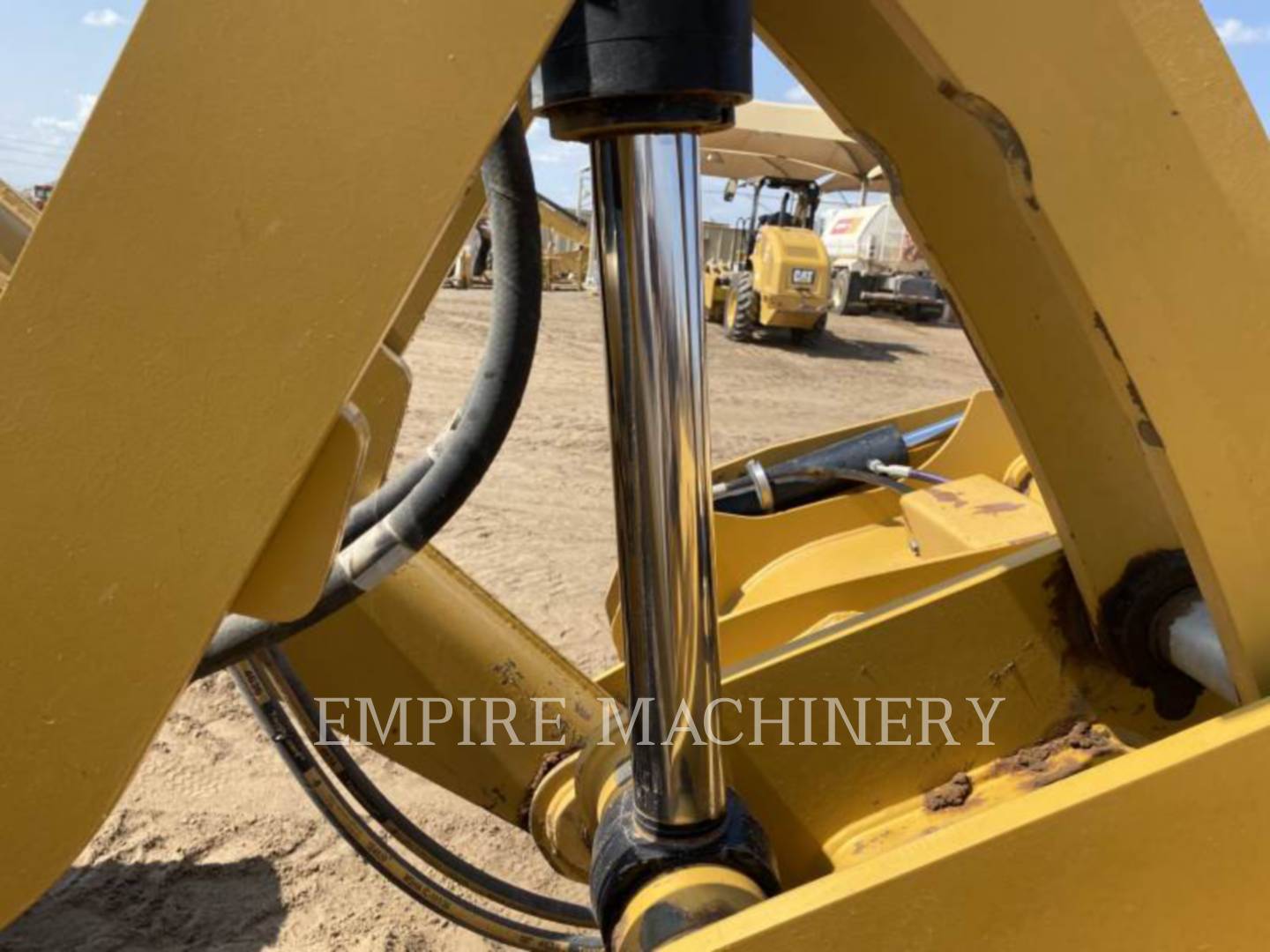 2019 Caterpillar 450-074EOP Tractor Loader Backhoe