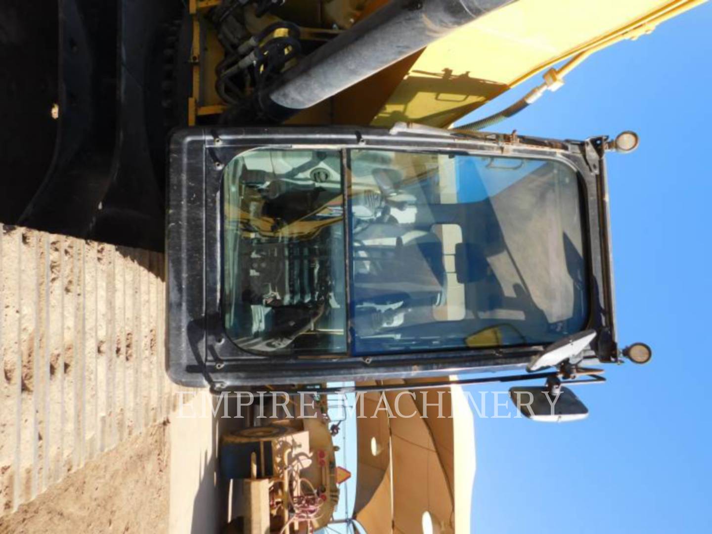 2017 Caterpillar 330FL    P Excavator