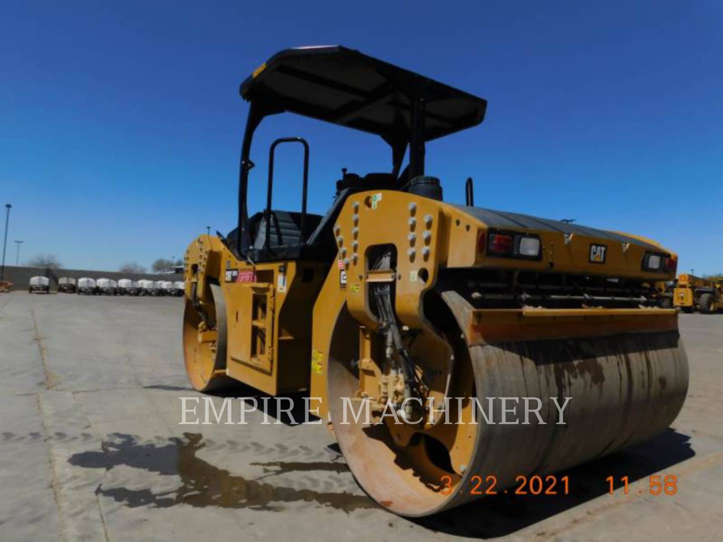 2019 Caterpillar CB15 Vibratory Double